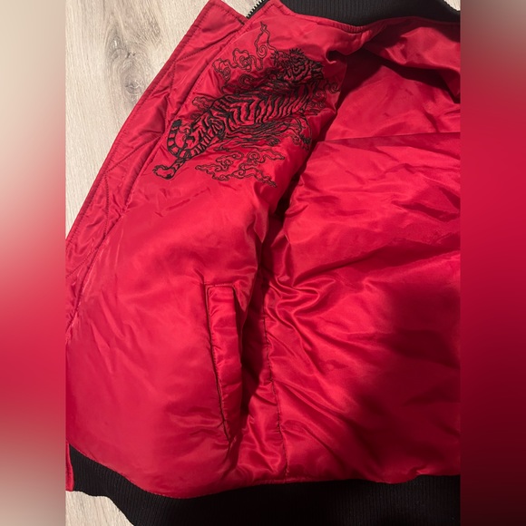 Guess puffer reversal jacket black and red - Picture 3 of 10